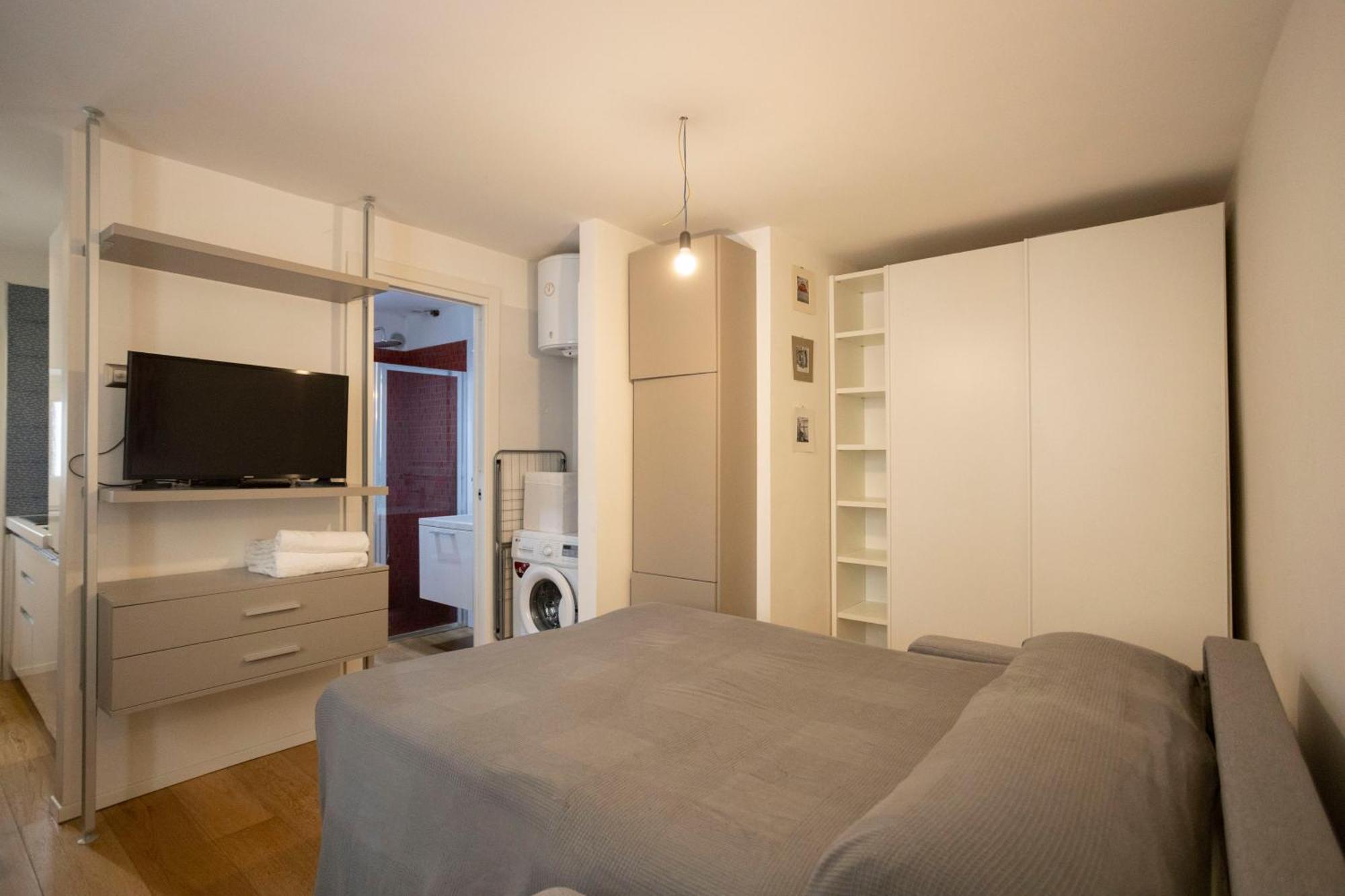 Qu4Ttro I Domo House Apartment Salerno Bagian luar foto
