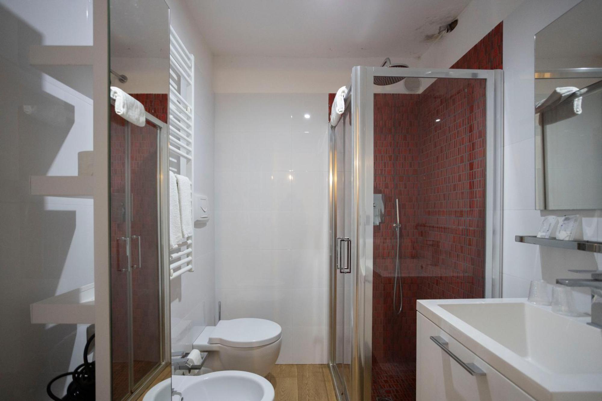 Qu4Ttro I Domo House Apartment Salerno Bagian luar foto